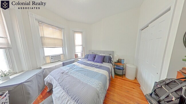 Foto del edificio - 83 Brighton Ave