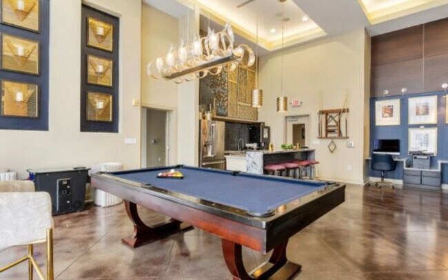 Foto del edificio - 705 Town Blvd