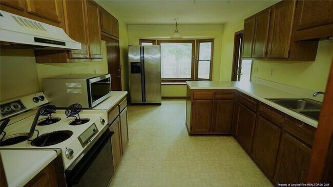 Foto del edificio - 7224 Clear Spring Dr