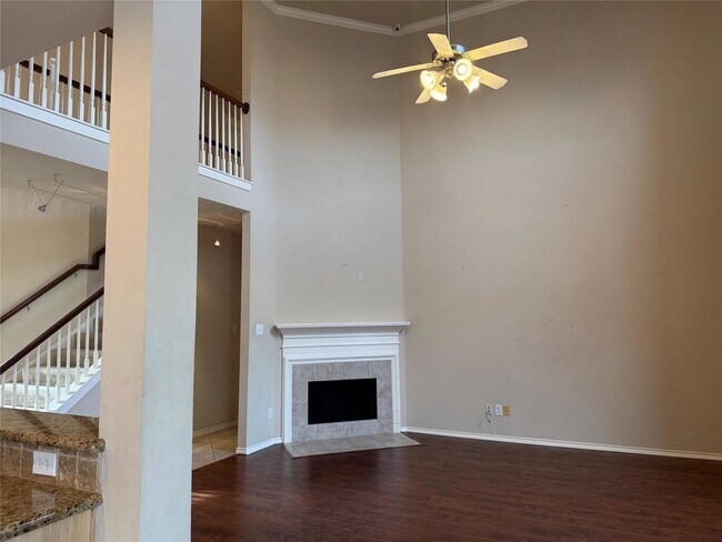 Foto del edificio - Echo Harbor Drive, Pearland, TX 77584 - 4 BR 3.5 BA single-family home