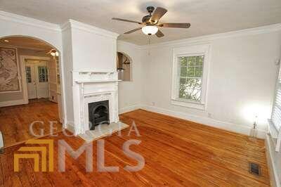 Foto del edificio - 2874 Burden St NW