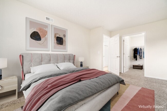 Building Photo - Timbercreek Apts