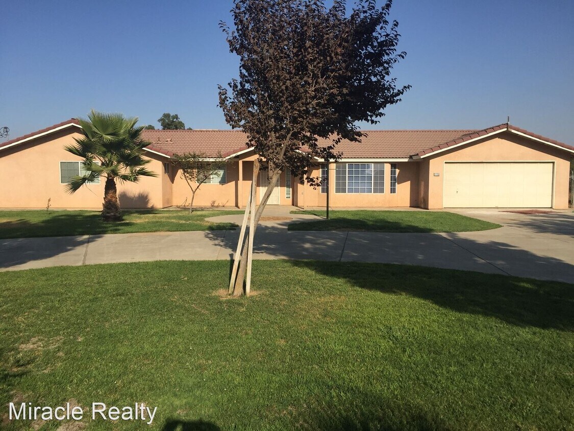 4 br, 3 bath House 17753 Baldwin St House Rental in Madera, CA