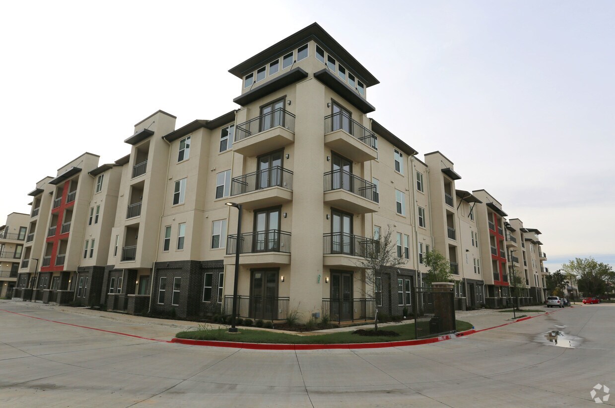 Oxford At Lake View 3300 S Garrison Rd Corinth, TX Apartments for
