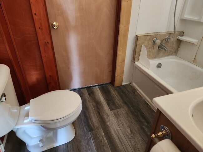 Bathroom - 715 N C St