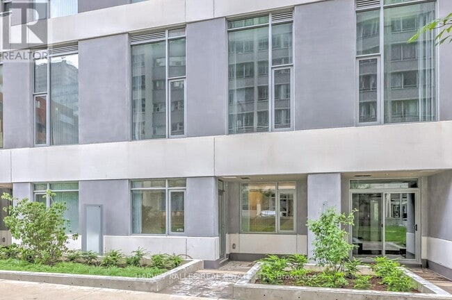 Building Photo - 50 Dunfield Ave