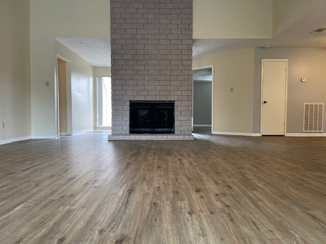 Foto del edificio - 2726 Mesquite Dr