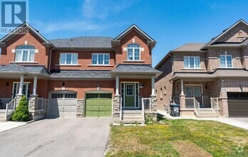Building Photo - 23 Delport Cl