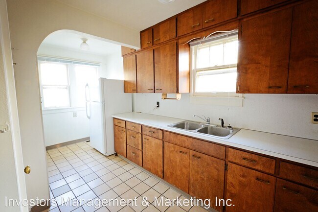 Foto del edificio - 3 br, 1 bath House - 913 3rd Street SE