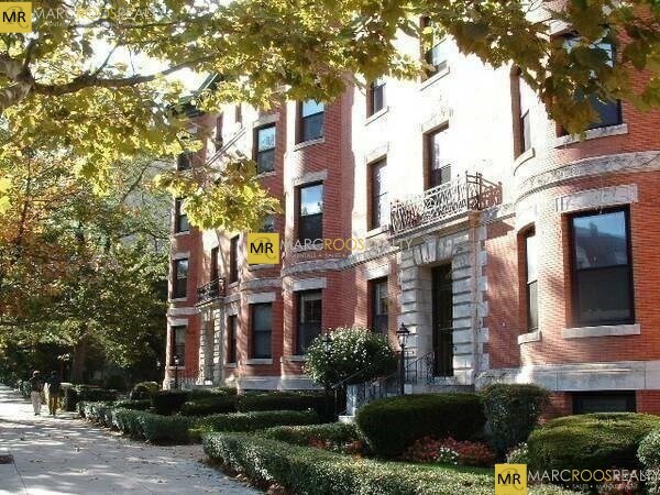 Foto principal - 1064 Beacon St