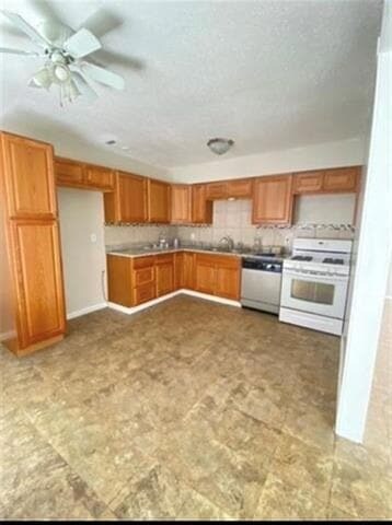 Foto del edificio - 1157 Beechwood Dr