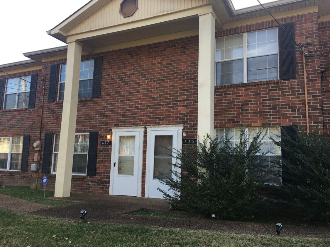 Affordable townhome with Free Rent - Affordable townhome with Free Rent