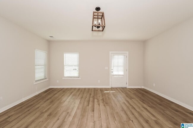 Building Photo - 397 Troubadour Ln