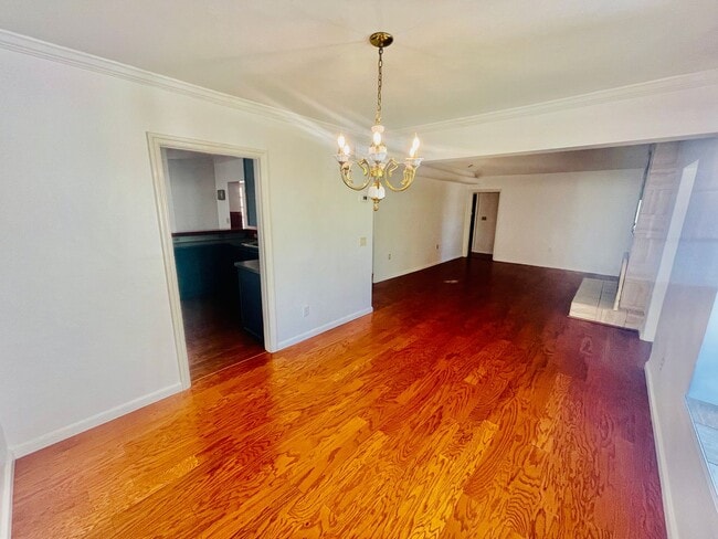 Building Photo - 24 Coronado Ave