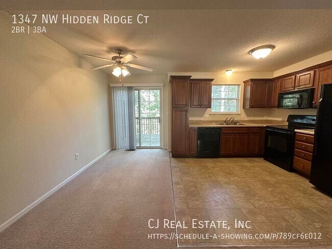 Foto del edificio - 1347 NW Hidden Ridge Ct