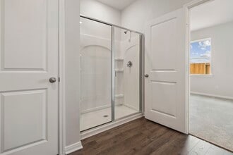 Building Photo - 16422 Blossom Grv Dr