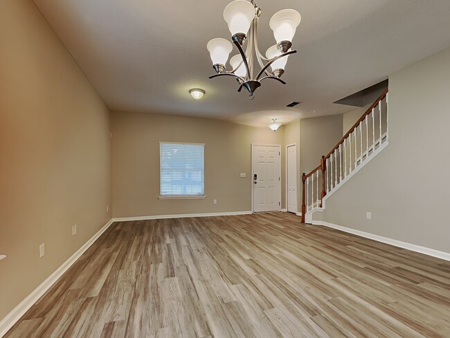 Building Photo - 12545 White Cedar Trl