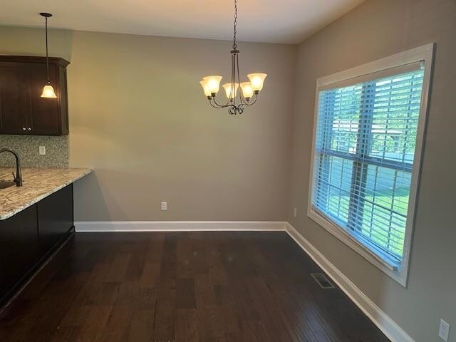 Foto del edificio - 433 Adalynn Cir