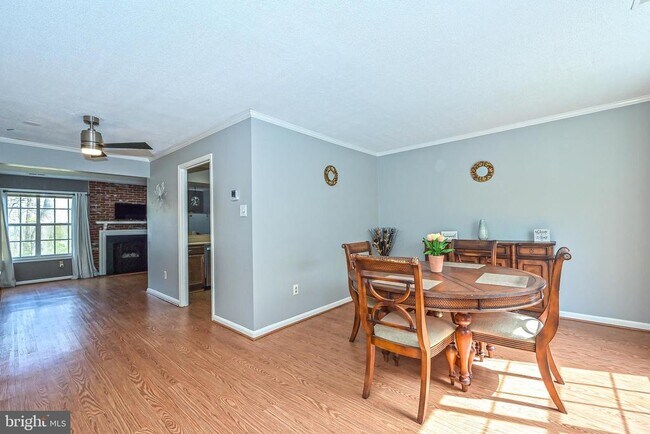 Foto del edificio - 5917 1st Landing Way