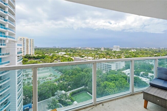 Building Photo - 2101 Brickell Ave