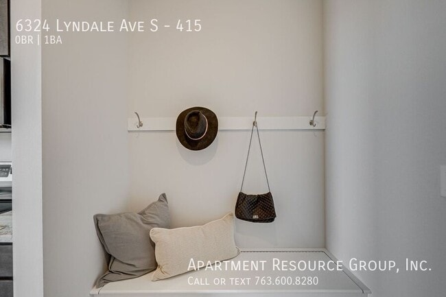 Building Photo - 6324 Lyndale Ave S