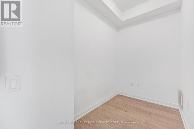 Building Photo - 8 Nahani Way