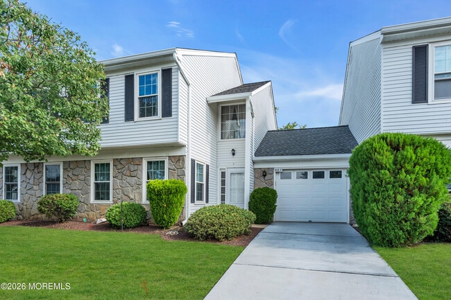 Building Photo - 414D Andover Dr