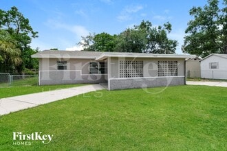 Building Photo - 9331 N Forest Hills Dr