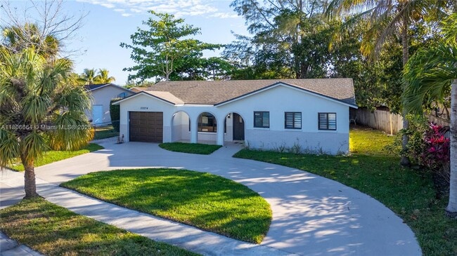 Building Photo - 22274 SW 61st Ave