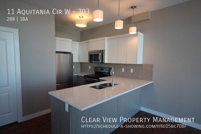 Photo du bâtiment - 2 Bedroom condo across from the Crossings ...