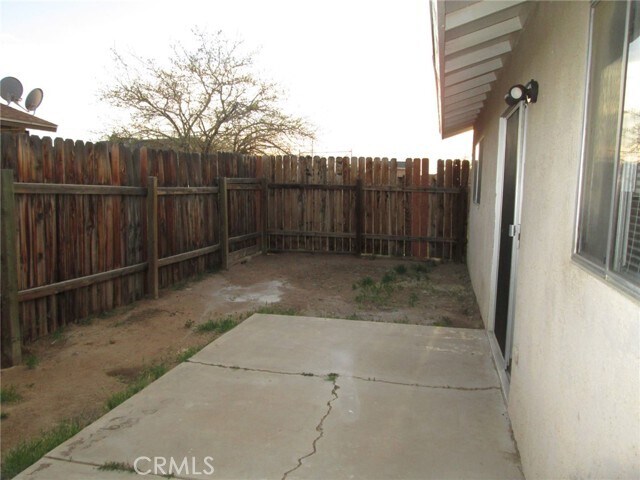 Building Photo - 10674 Kiowa Rd