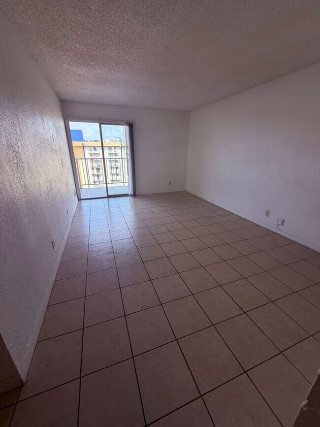 Foto del edificio - 4550 NW 9th St