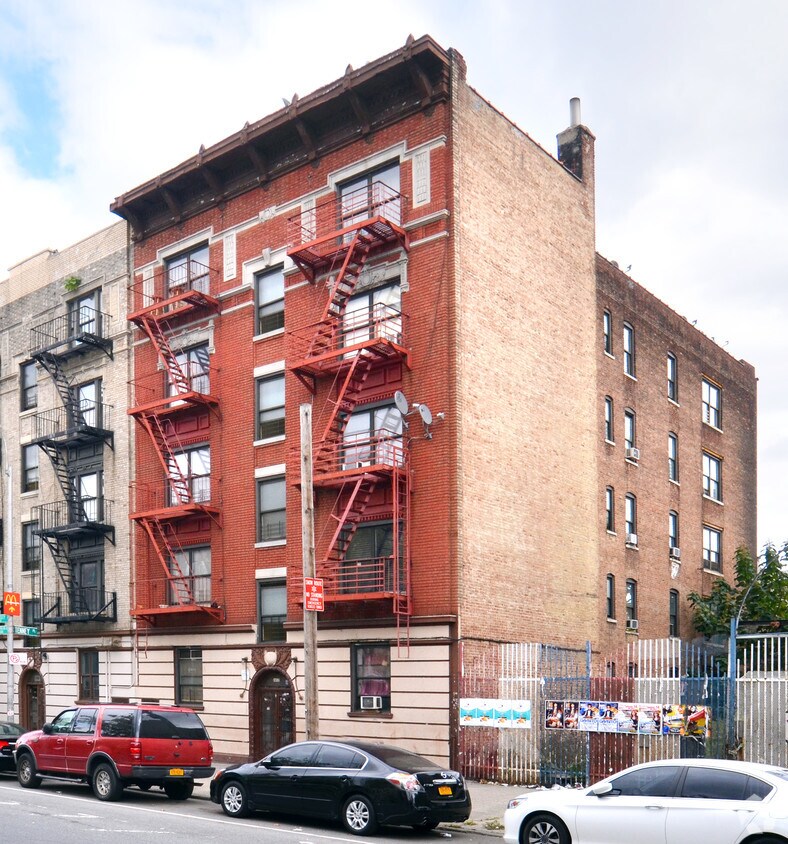 Foto principal - 1652 Dr Martin L King Jr Blvd