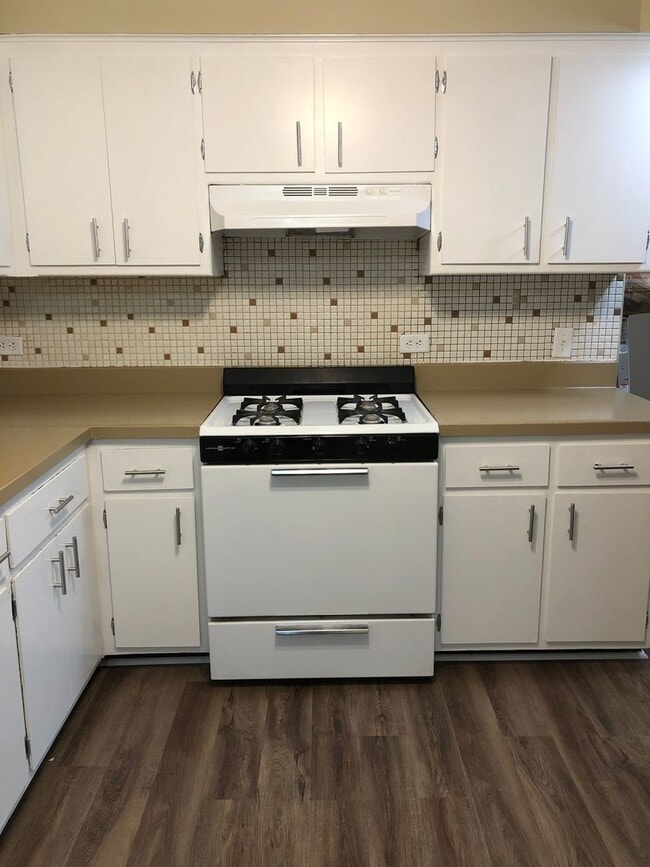 Foto del edificio - 6324 W 63rd St