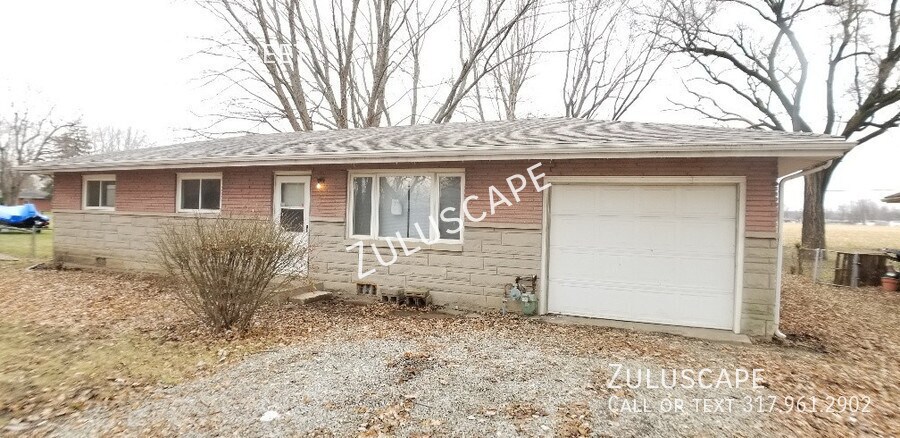 Foto principal - Recently rehabbed 3 bed/1.5 bath ranch in ...