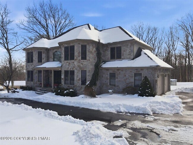 Building Photo - 5132 Pocono Park