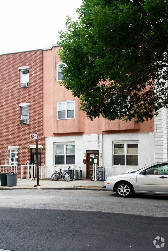 Foto del edificio - 727 6th Ave