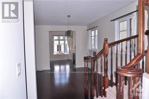 Building Photo - 217 Losino Cres