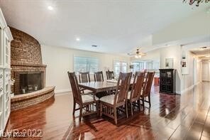 Foto del edificio - 5945 N El Capitan Way