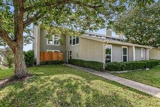 Building Photo - 100 Lido Cir