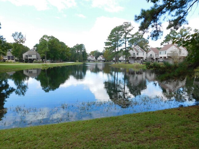 Building Photo - 1201 Harbourside Dr