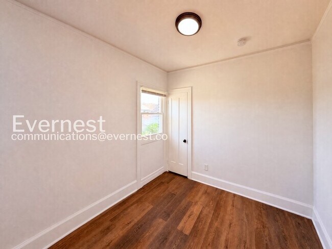 Foto del edificio - 3824 Tyler St