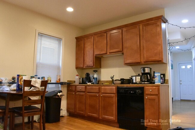 Foto del edificio - 143 Hillside St