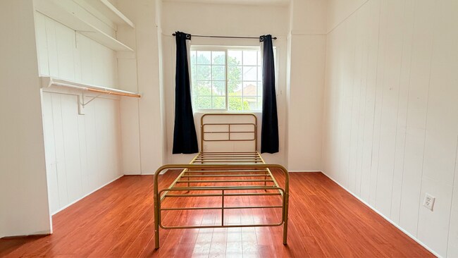 Foto del edificio - 1522 W 29th St