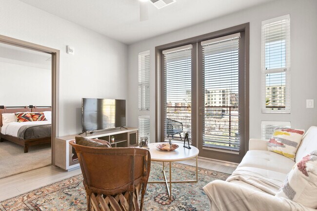 Foto del edificio - 400 N 2nd Ave