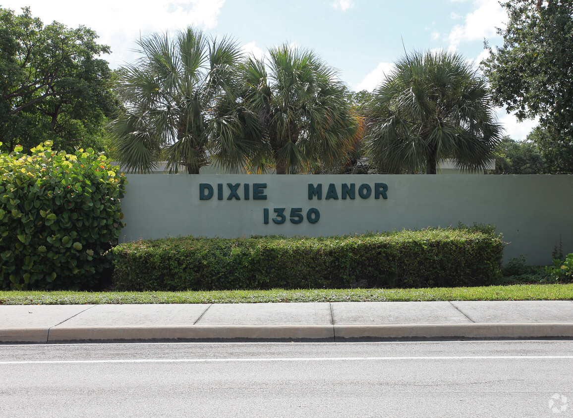 Dixie Manor Apartments Boca Raton