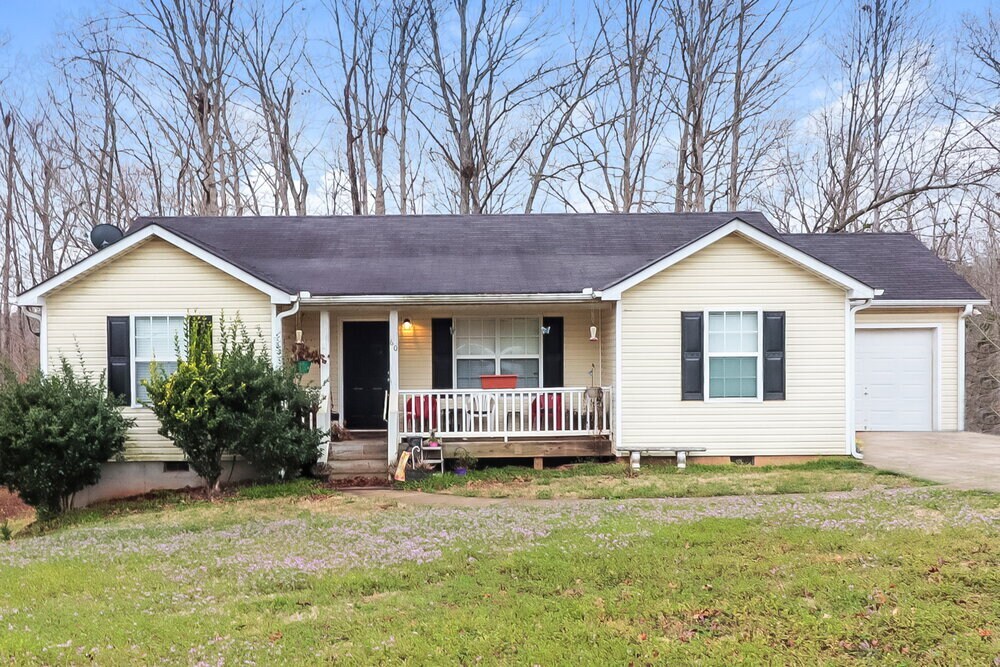 Primary Photo - 60 Hunters Ridge Ct