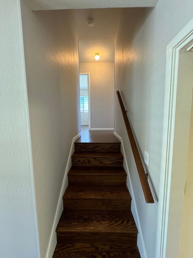 Foto del edificio - Charming Single-Family Home in Redwood City
