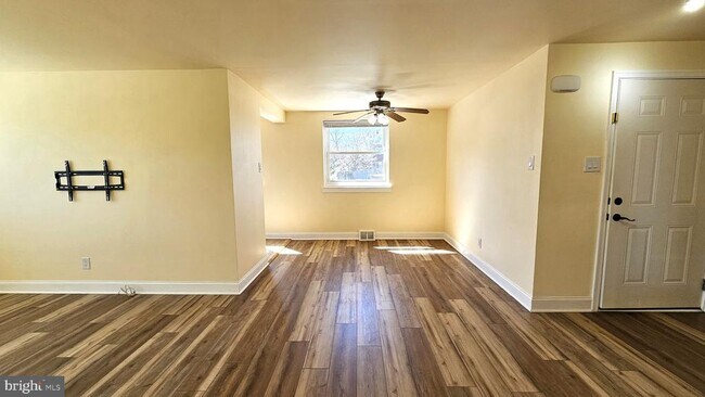 Foto del edificio - 2806 Ryerson Pl