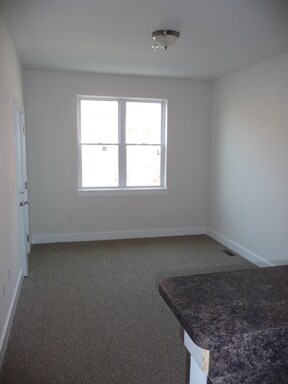 Building Photo - 528 N Budd St